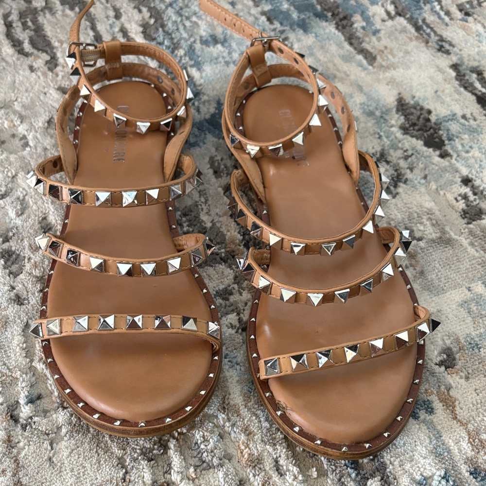 Stylish Tan Studded Sandals